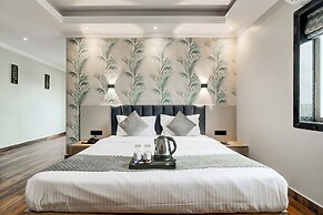 FabHotel Seventy Seven
