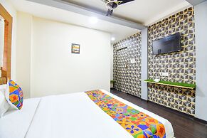 FabHotel Royal Empire