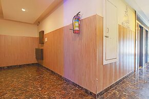 FabHotel Prime The Royal Galaxy