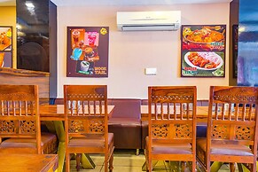 FabHotel Prime The Royal Galaxy