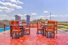 FabHotel Prime The Royal Galaxy