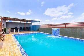 FabHotel Prime The Royal Galaxy