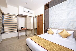 Fabhotel The Leela Park