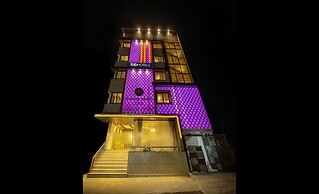 Fabhotel The Leela Park