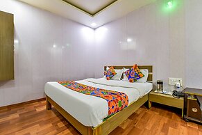 Fabexpress Relax Inn