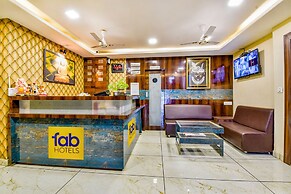 Fabhotel Raj Palace I