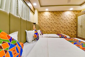 Fabhotel Raj Palace I