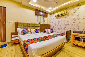 Fabhotel Raj Palace I