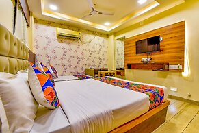 Fabhotel Raj Palace I