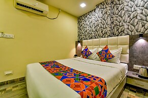 Fabhotel Raj Palace I