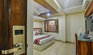 FabHotel Chennai Palace