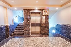 FabHotel Grand View Inn