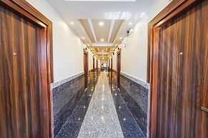 FabHotel Grand View Inn