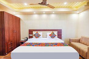 FabHotel Grand View Inn