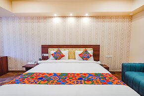 FabHotel Grand View Inn