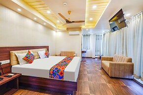 FabHotel Grand View Inn