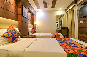 Fabhotel Admire Suites