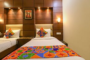 Fabhotel Admire Suites