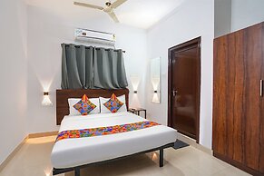 FabHotel Frenotel - Madhapur
