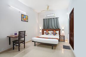 FabHotel Frenotel - Madhapur