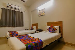 FabHotel Frenotel - Madhapur