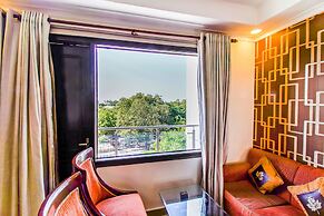 Fabhotel Signature Plaza