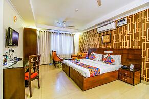 Fabhotel Signature Plaza