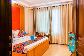 Fabhotel Signature Plaza