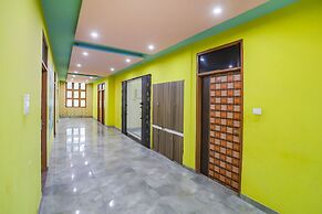 Fabhotel Kriti Green