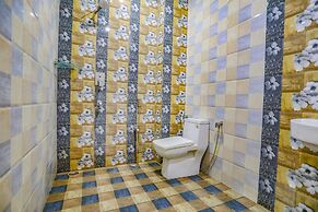 Fabhotel Kriti Green