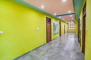 Fabhotel Kriti Green