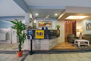 FabHotel Royce Studio