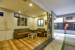 FabHotel Royce Studio