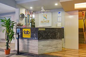 FabHotel Royce Studio