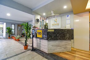 FabHotel Royce Studio