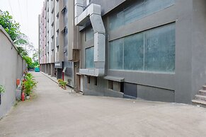 FabHotel Alpha Center