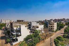 FabHotel Starlight Sanctuary