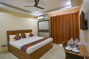 FabHotel Starlight Sanctuary