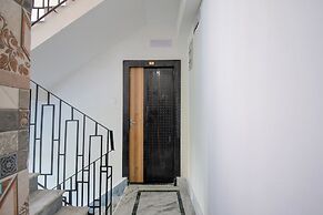 Fabexpress Amar Raj Villa