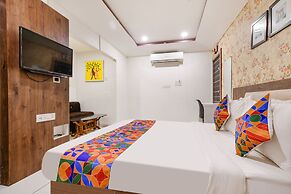 Fabhotel Shree Ram Palace