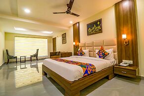 Fabhotel Prime K9 Regency