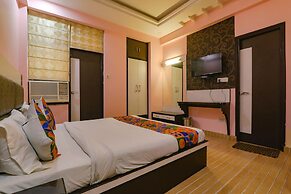 Fabhotel Govinda Royal