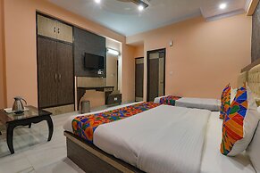 Fabhotel Govinda Royal