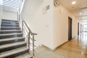 Fabhotel Corner Courtyard