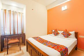 Fabhotel Corner Courtyard