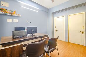 Fabhotel Corner Courtyard