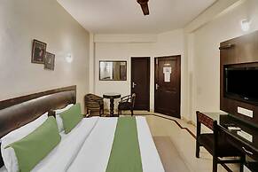 FabExpress Lloyd House