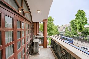 FabExpress Lloyd House