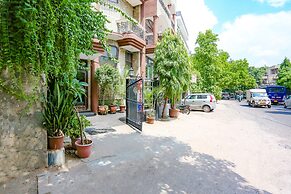 FabExpress Lloyd House