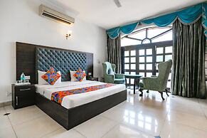 FabExpress Lloyd House